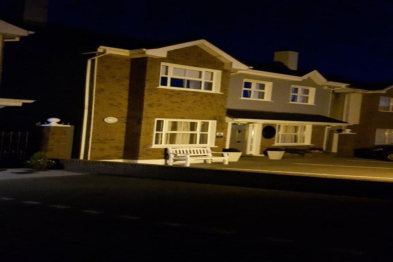 Almara House Bed & Breakfast Galway Bagian luar foto