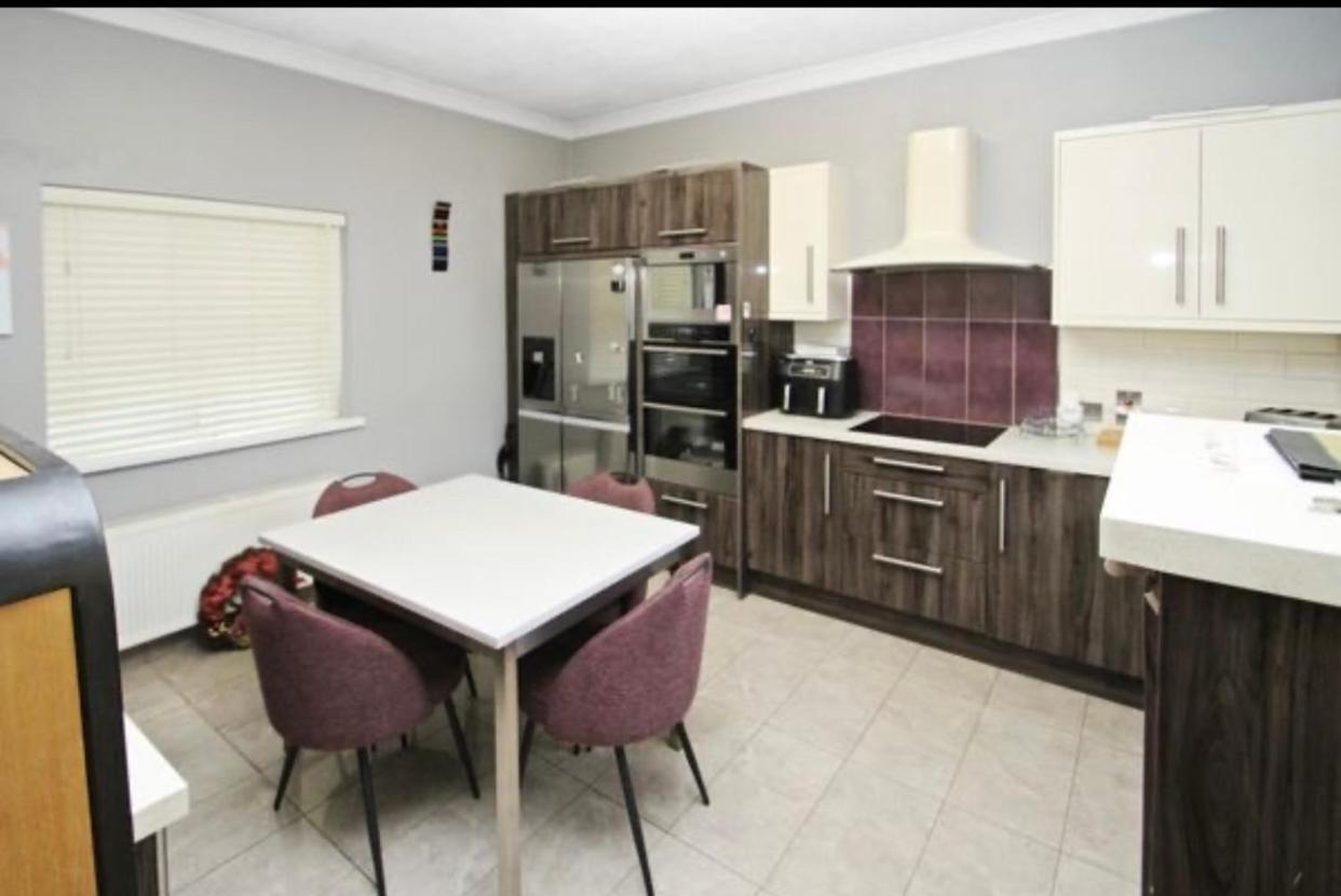 Almara House Bed & Breakfast Galway Bagian luar foto